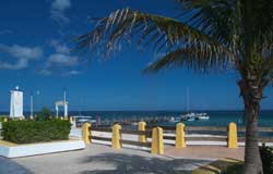 Puerto Morelos Villas | Puerto Morelos is quaint and festive, with a central plaza surrounded by shops and restaurants.