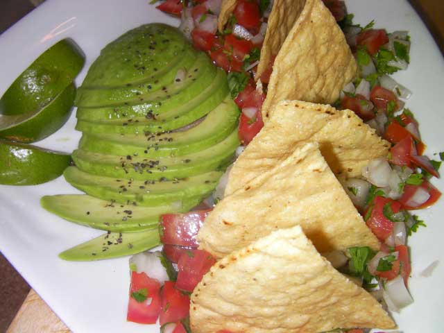 Guacamole, Pico de Gallo and Chips