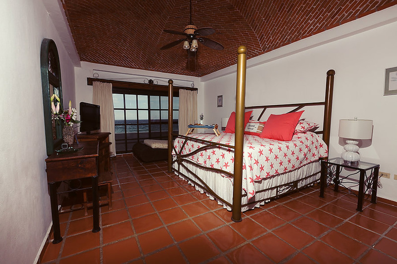Puerto Morelos |Secret Beach Villas | Shell Villa |  Master Bedroom